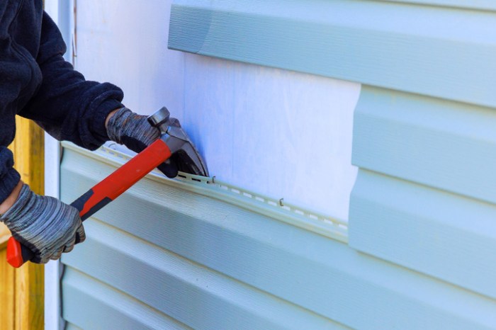 Tips for Repairing Your Vinyl Siding | George Kent Home